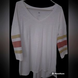 SO Women Shirt. Size Medium. Cream.